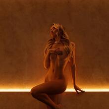  Nude