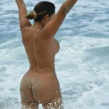  Nude