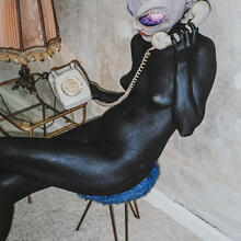  Nude