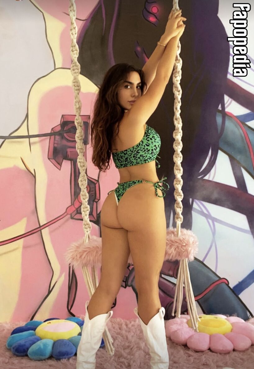 Elexis Ariana