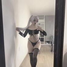  Nude
