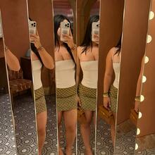  Nude