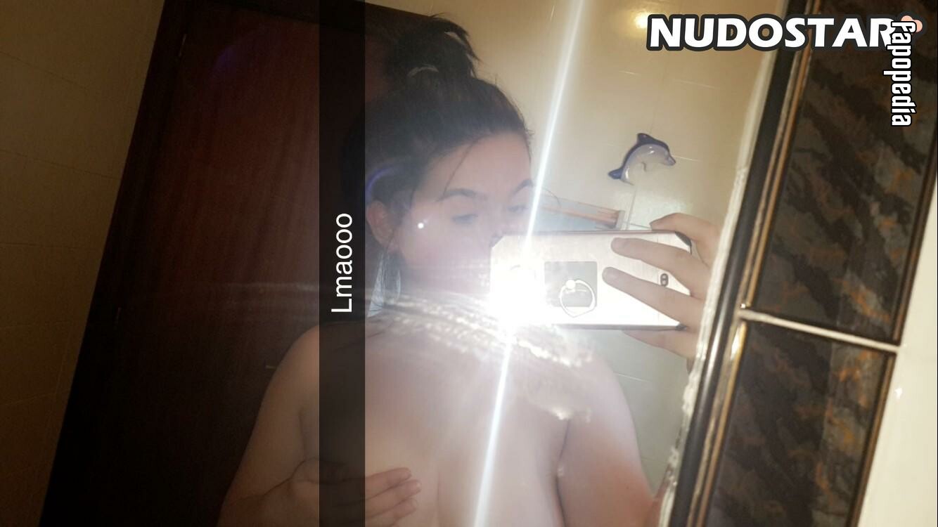 Ellie Whitaker Nude Leaks
