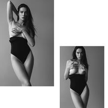  Nude