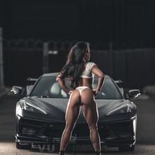  Nude