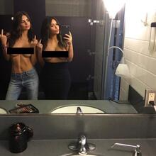  Nude