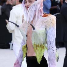  Nude