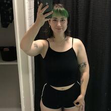 Nude