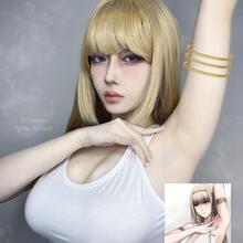  Nude