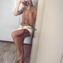  Nude