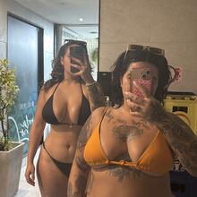  Nude