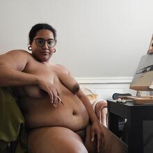  Nude