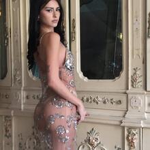  Nude