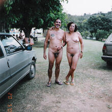  Nude
