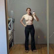  Nude