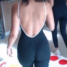  Nude