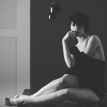 Nude