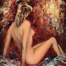  Nude