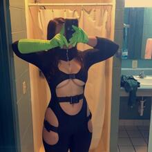 Nude