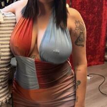  Nude