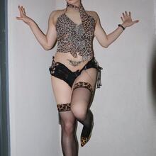  Nude