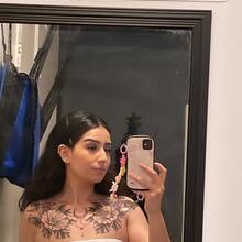  Nude