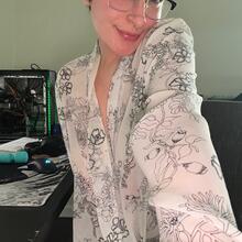  Nude