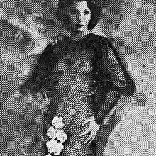  Nude