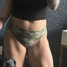  Nude