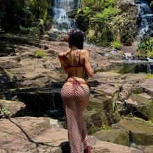  Nude