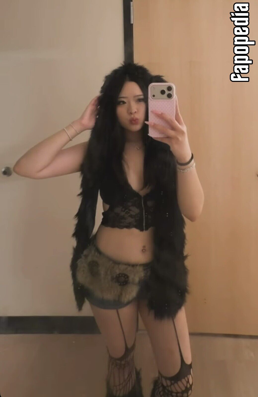 Hannah Lee Nude Leaks