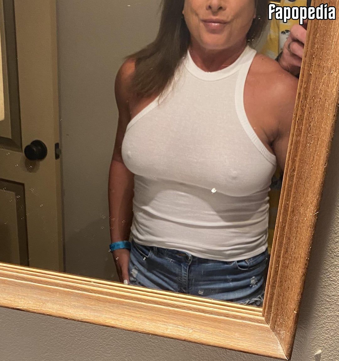 Hotwifehappylife Nude OnlyFans Leaks