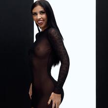  Nude