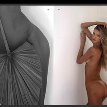  Nude