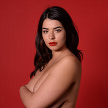  Nude