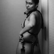  Nude