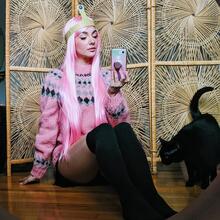  Nude