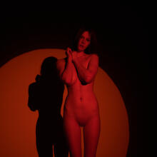  Nude