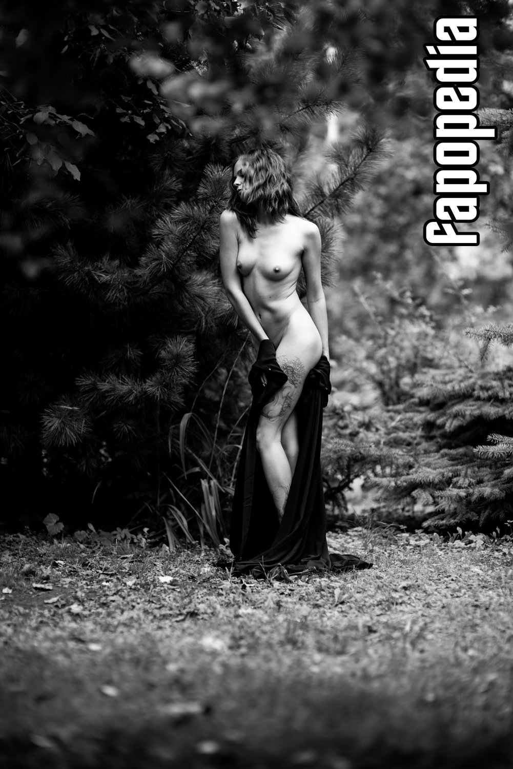 Model Naked Forest Anonymous Naked Website