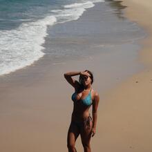  Nude