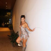  Nude
