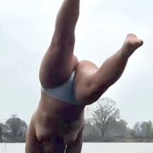  Nude
