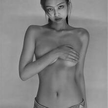  Nude