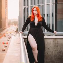  Nude