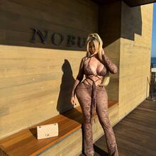  Nude