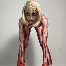  Nude