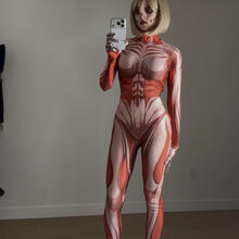  Nude