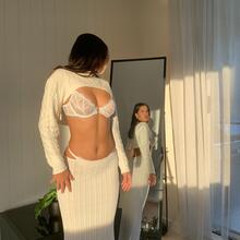  Nude