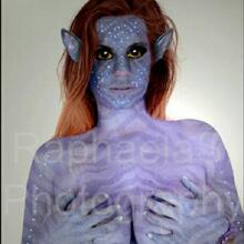  Nude