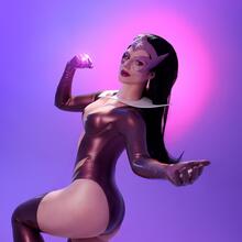  Nude